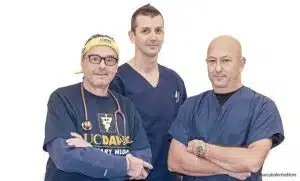 Da sinistra: dr. Stefano Giardinieri, dr. Emanuele Francella, dr. Corrado Carotti, della Clinica Veterinaria Carotti Giardinieri Francella | Jesi (AN)