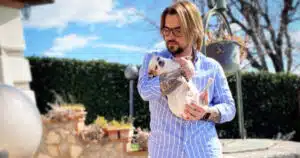 Valerio Scanu: l’amore incondizionato per tutti gli animali e la vita insieme a Patty e Bisonte