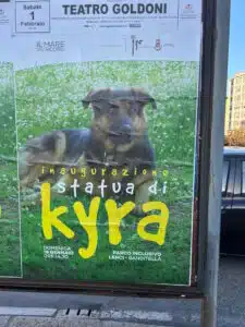 statua Kyra cane da soccorso